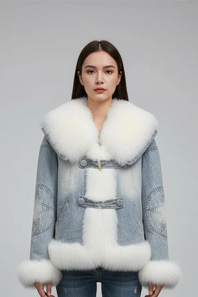 Jaqueta Jeans Feminina com Gola e Forro de lã